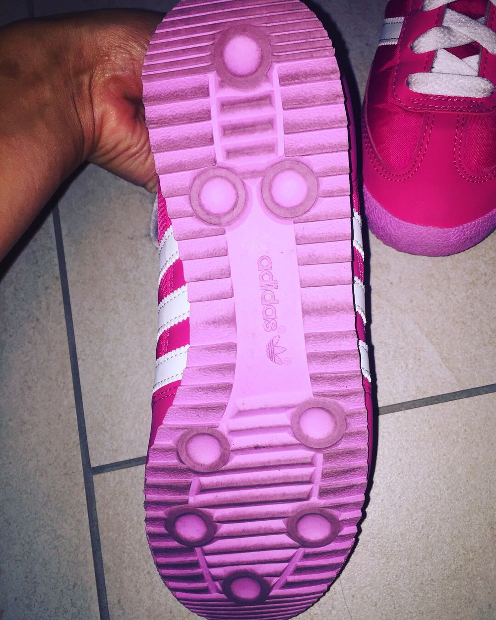 Adidas Schuhe in pink 