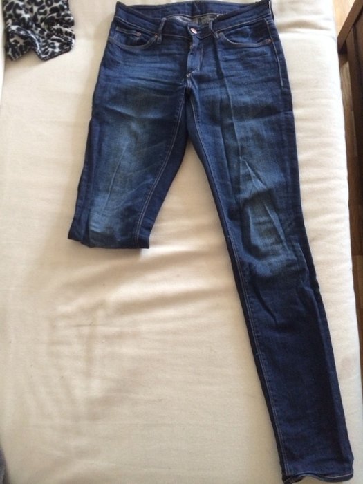 Röhrenjeans H&M used look Größe 25