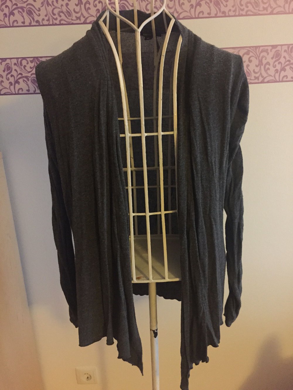 Graue Zipfeljacke von Comma