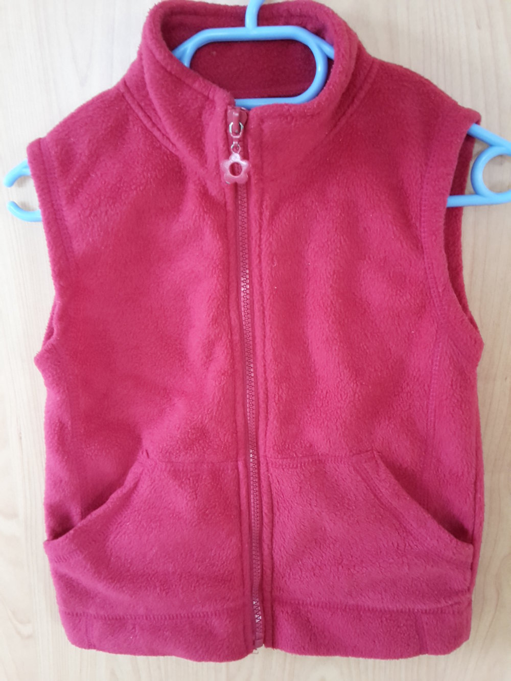 rote Fleeceweste in Gr. 110 von Kik