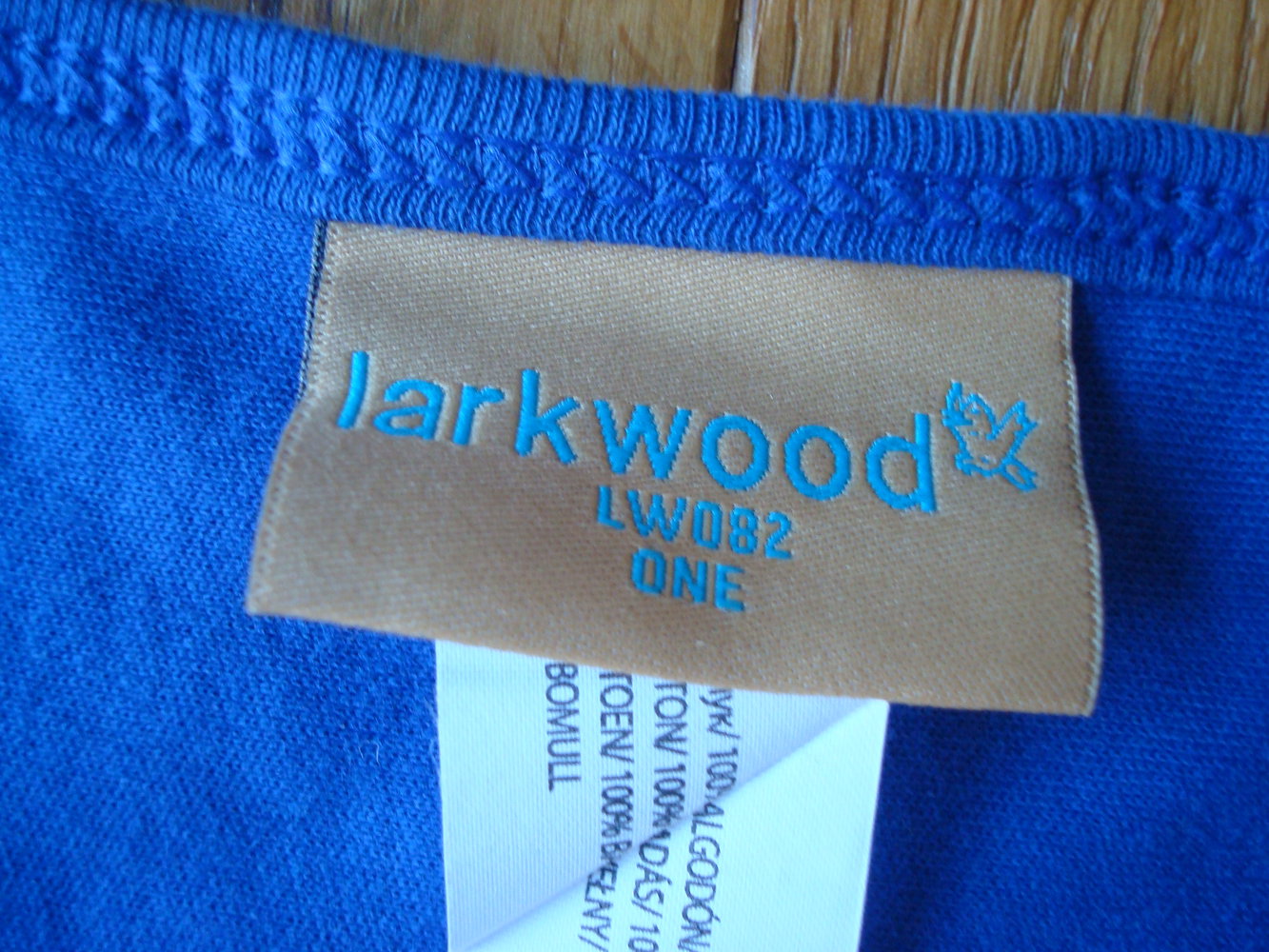 Lätzchen mit Klettverschluss neu