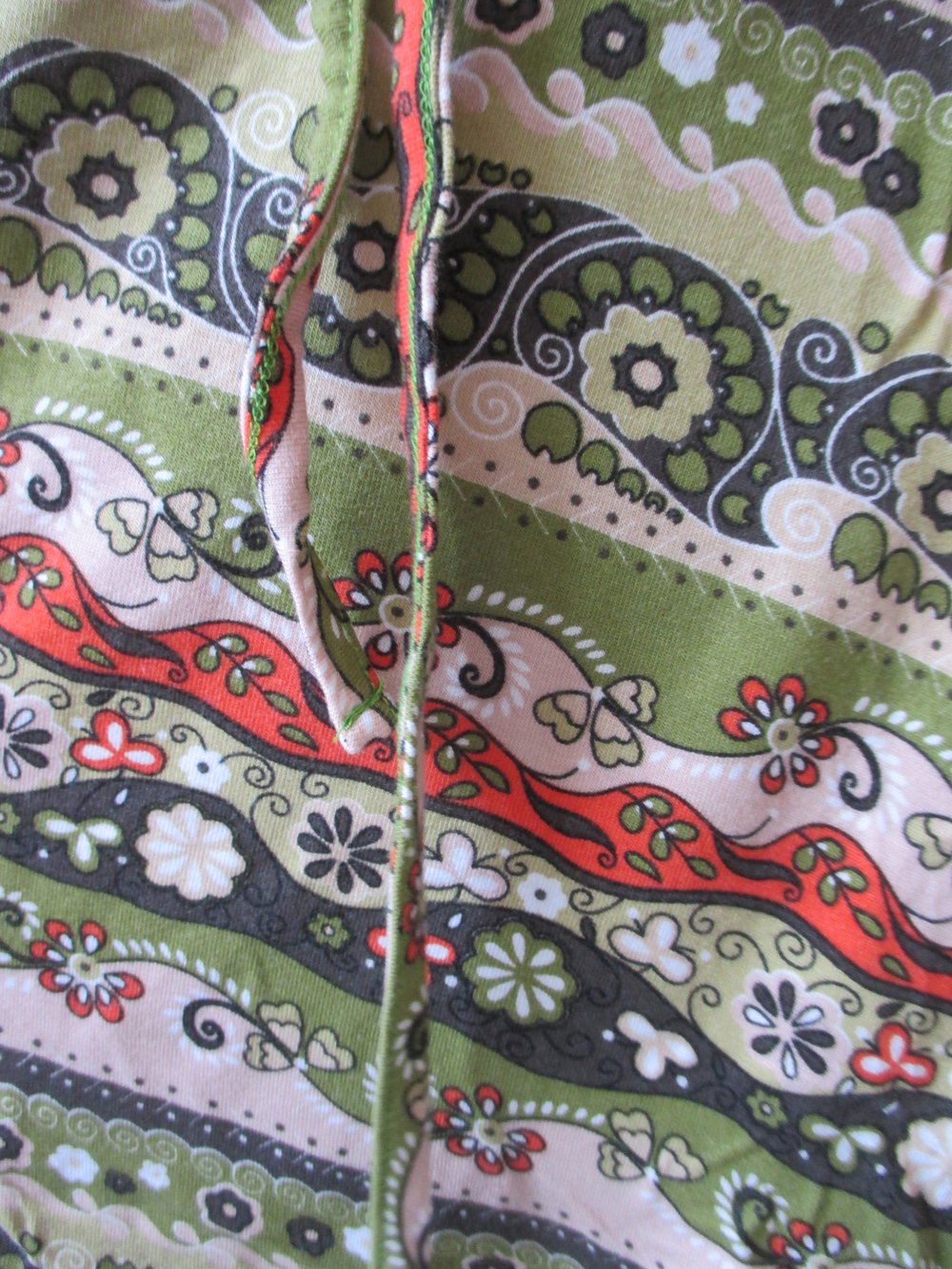 Mehrfarbiger Viskose Rock mit Bindegürtel, Gr. 36 