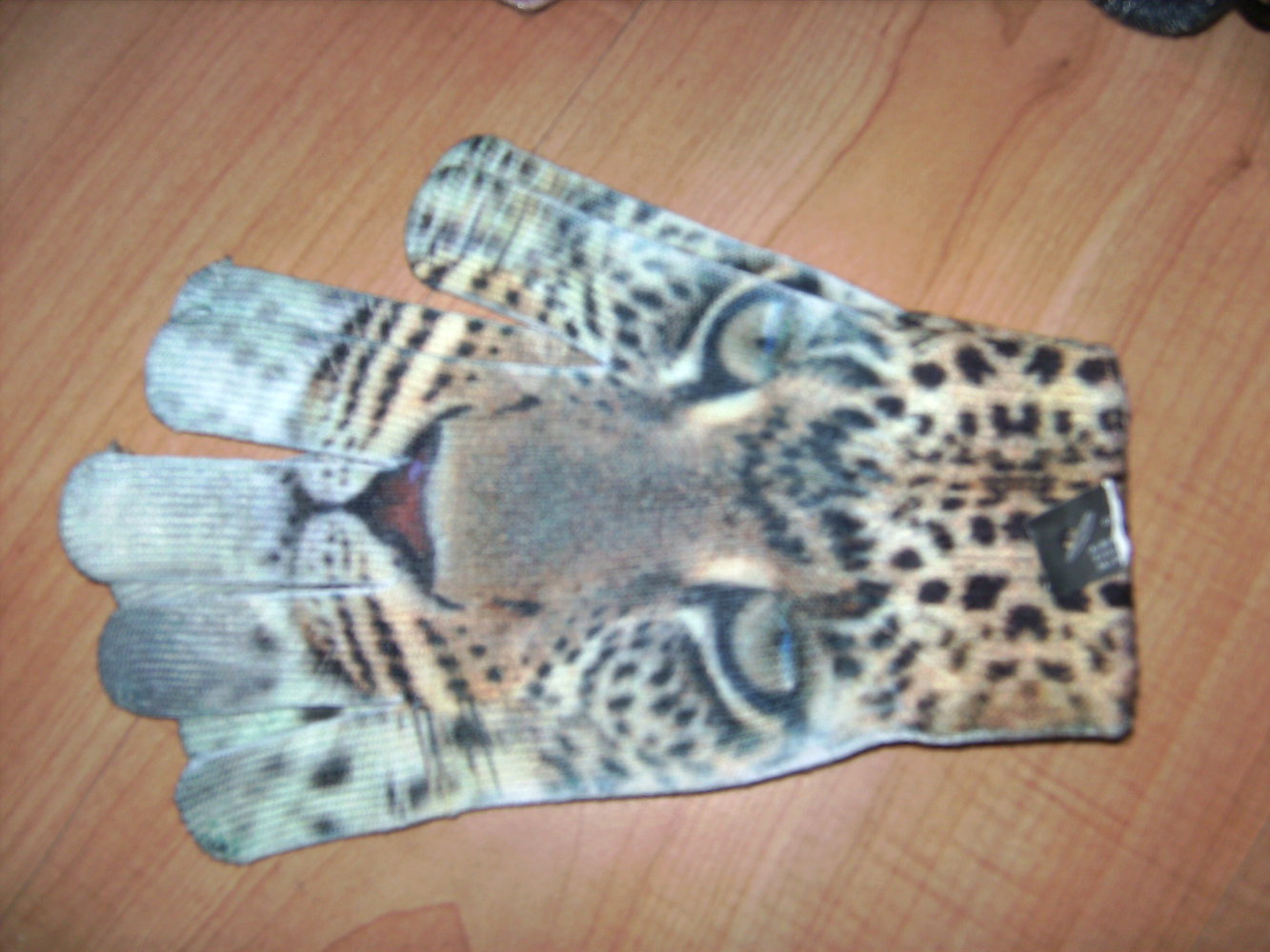 Handzahmer Tiger: Handschuh im Jaguar Tigerlook neu und ungetragen, Tigerlady Accessoire Tatoo-Look. Fotoprint , Drive
