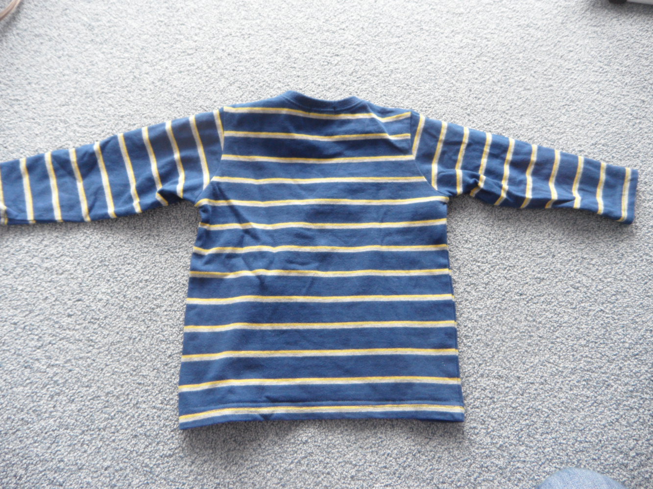 Nucleo schönes weiches Langarmshirt gestreift