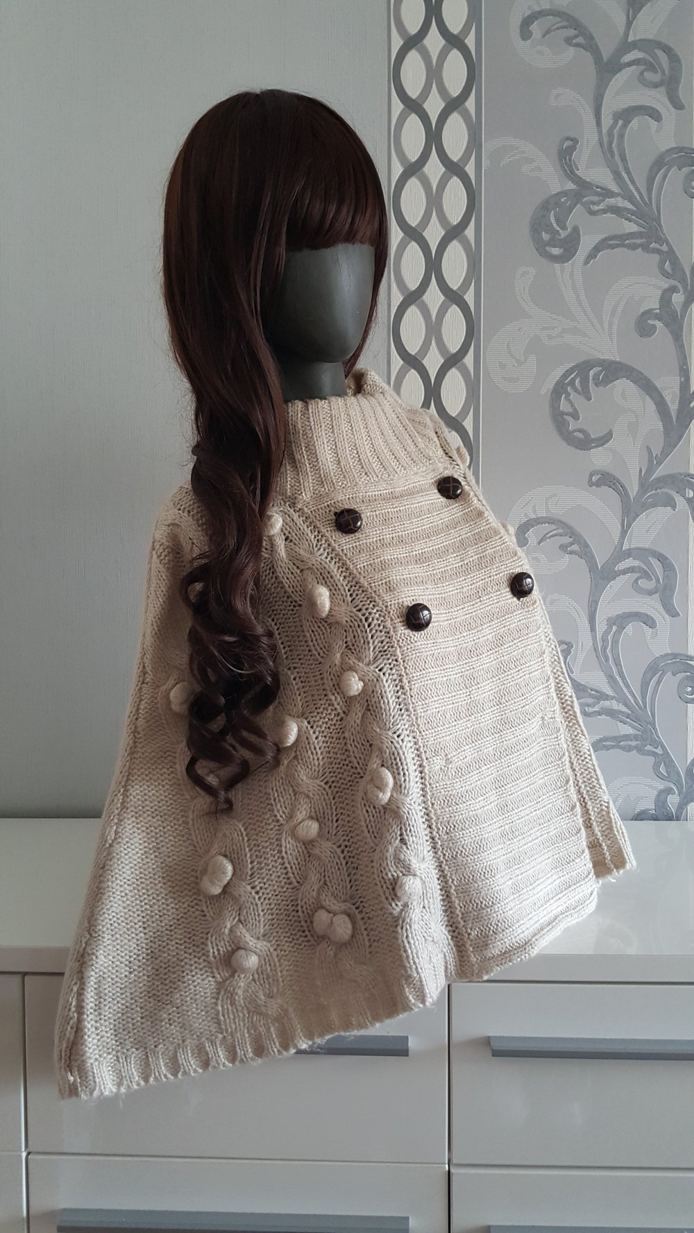 Beige Lolita Poncho mit Muster für Herbst und Winter ausgez. M 38 auch L / XL 40 / 42 evtl. S 36 als Oversize