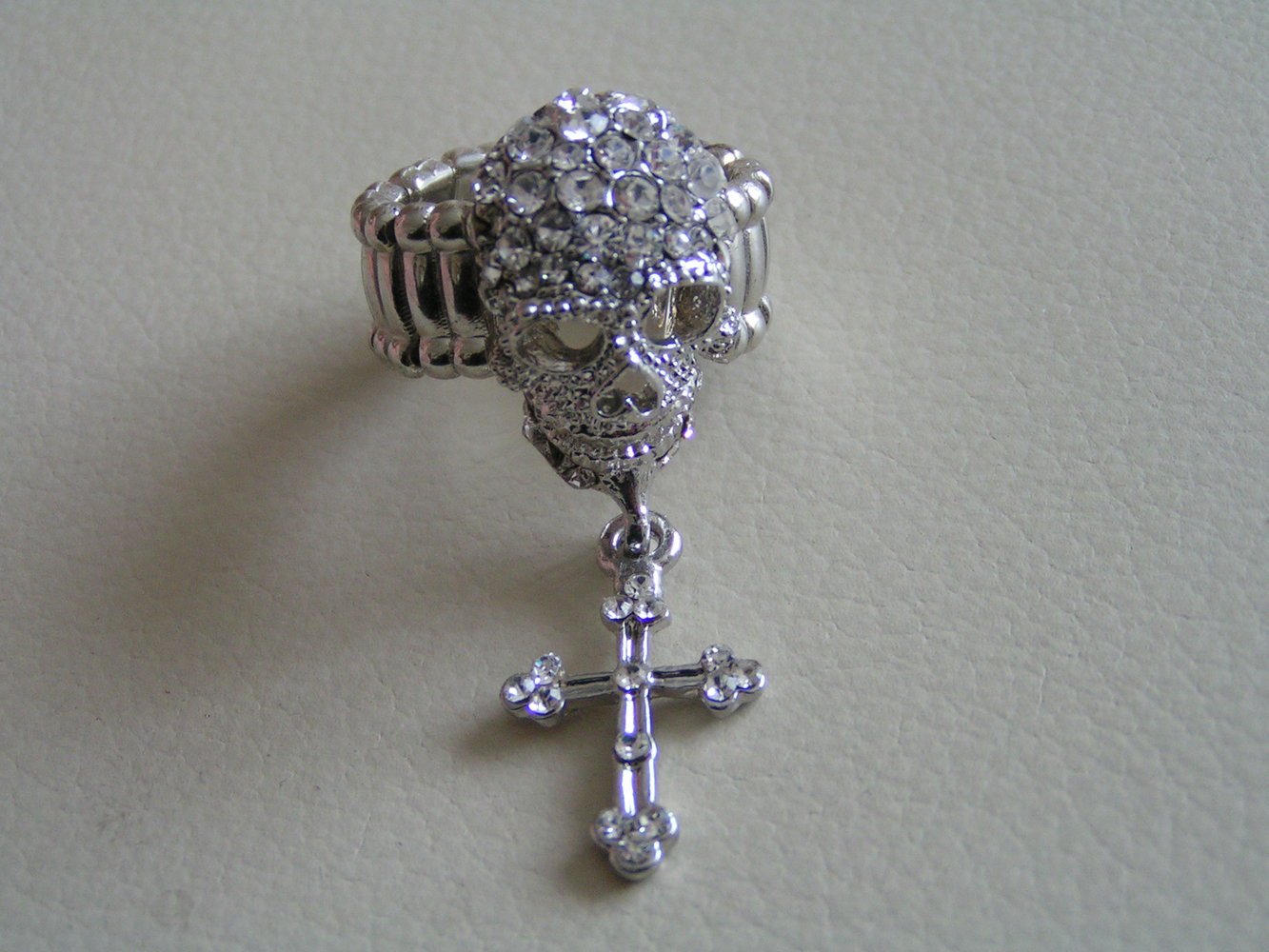 Traum Totenkopf Skull Kreuz Ring Flexibel neu