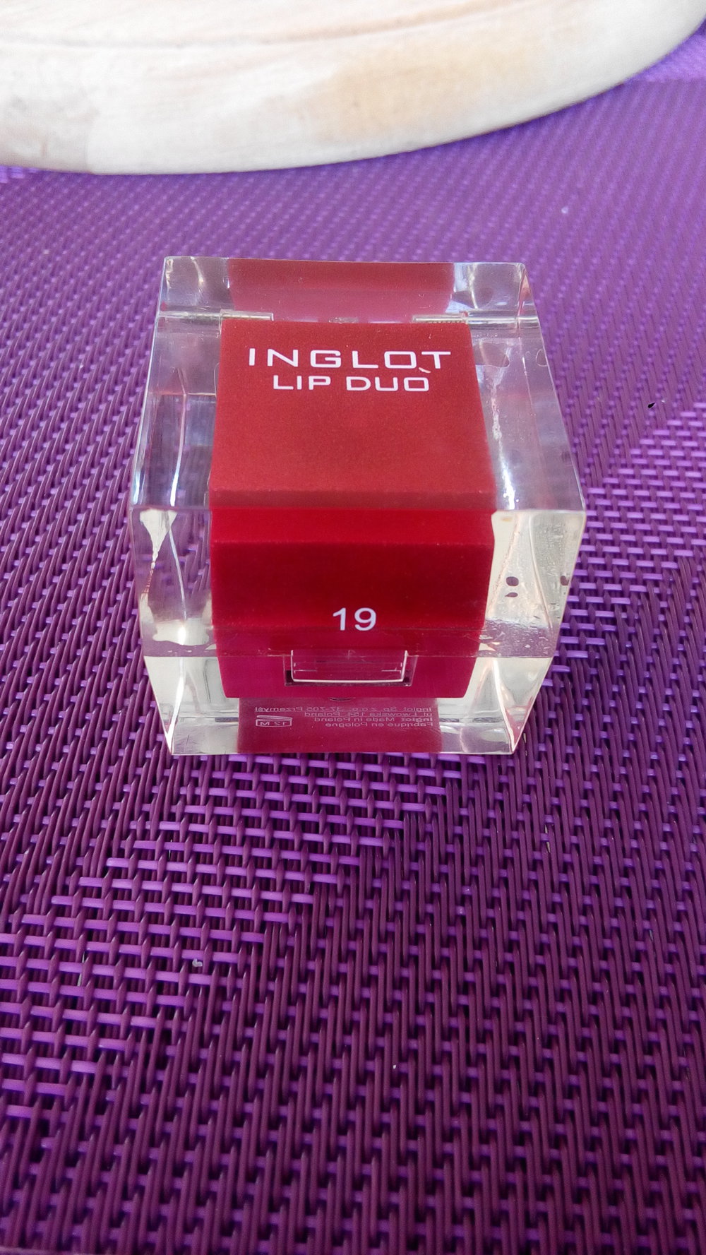 Inglot Lip Duo 19 rot Lippenstift Würfel