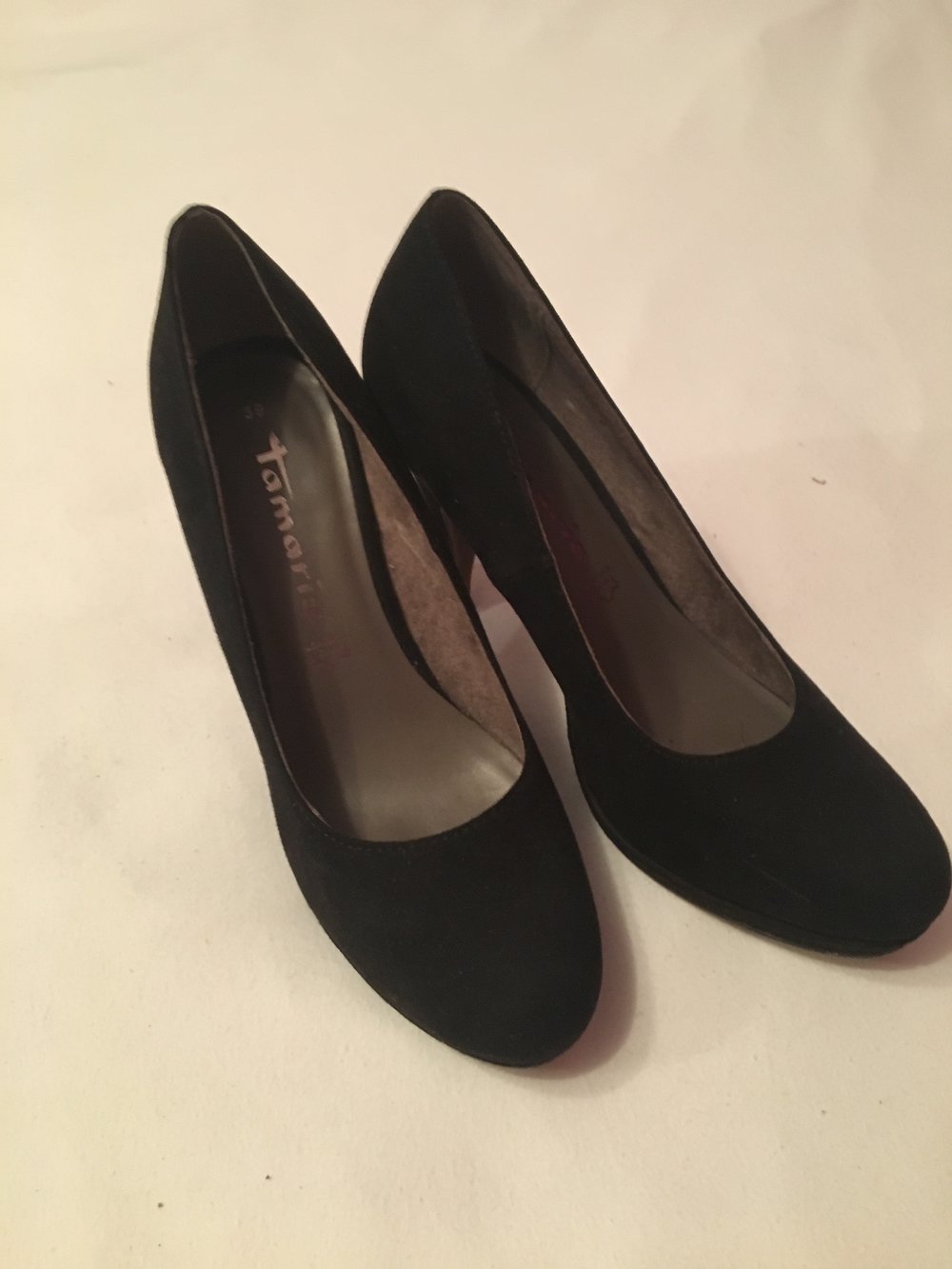 schwarze Pumps Tamaris