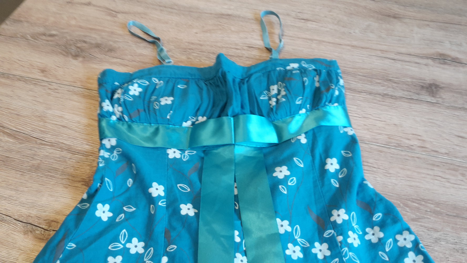 Wunderschönes Sommerkleid blau Petrol XS Blumendruck 