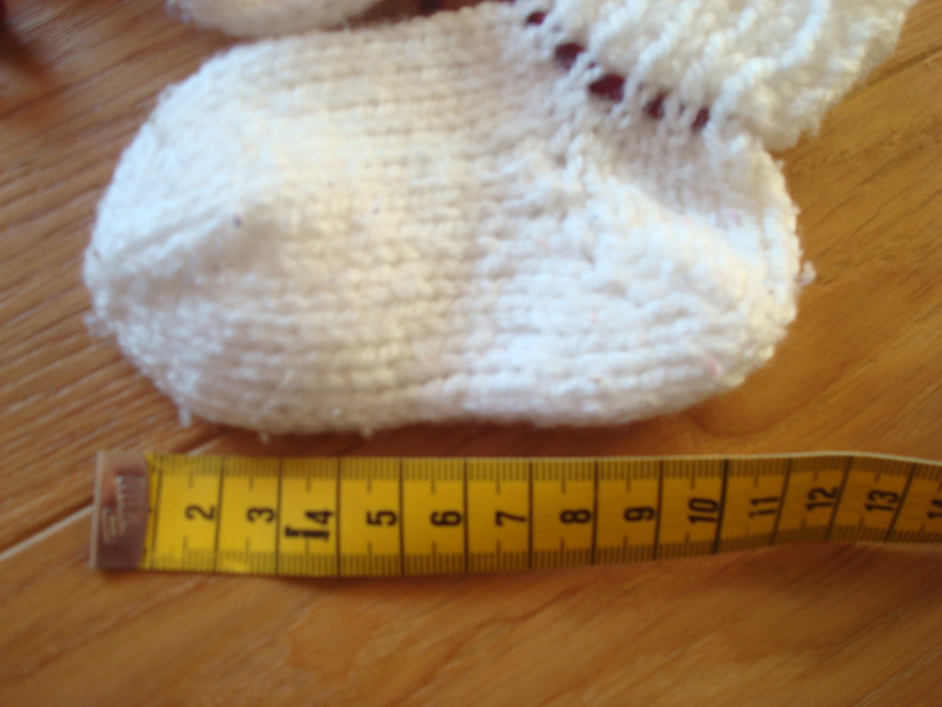 Babysöckchen handgestrickt für Mädchen Gr. 16