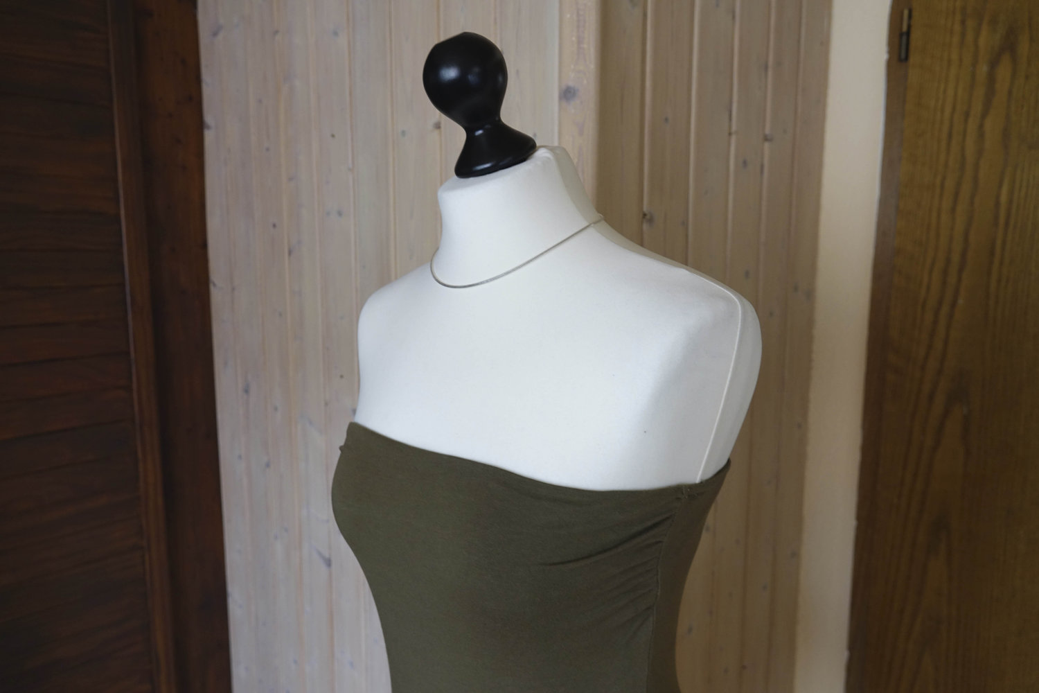 Basic Bandeau Oberteil in Khaki