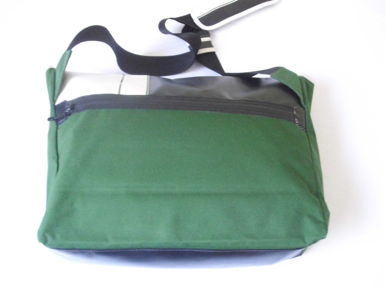 Original Lacoste Messenger Bag Messengertasche NEU