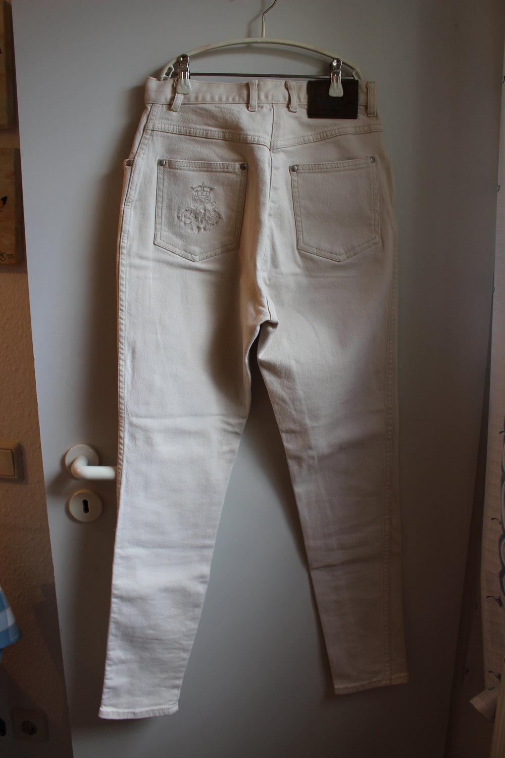 155. Jeans von Laura Kent, Gr. 38, high waist, beige.