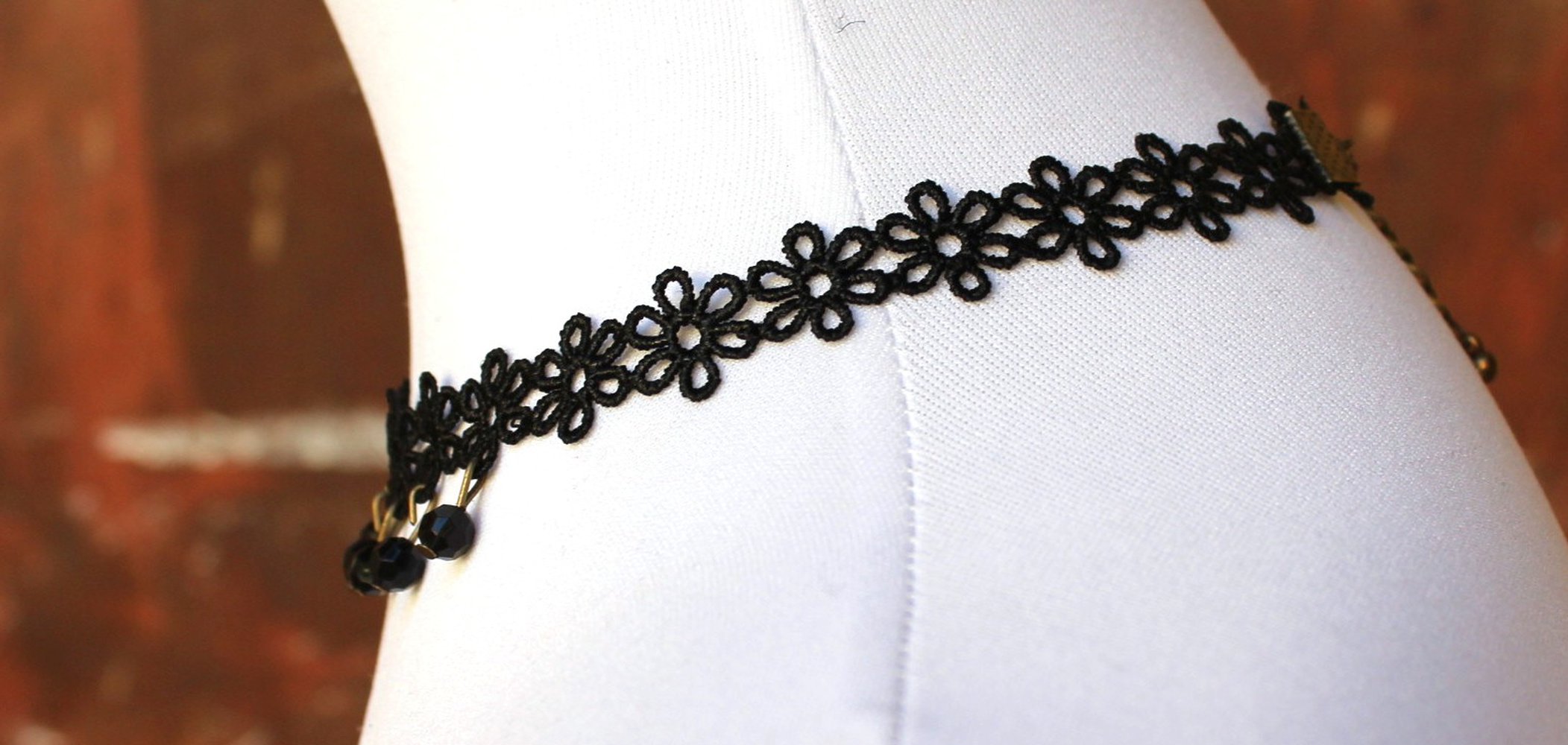 schwarze Choker Blumenkette mit Perlen
