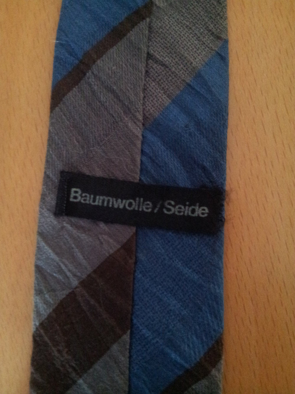schmale Krawatte, blau, grau, braun, crashlook