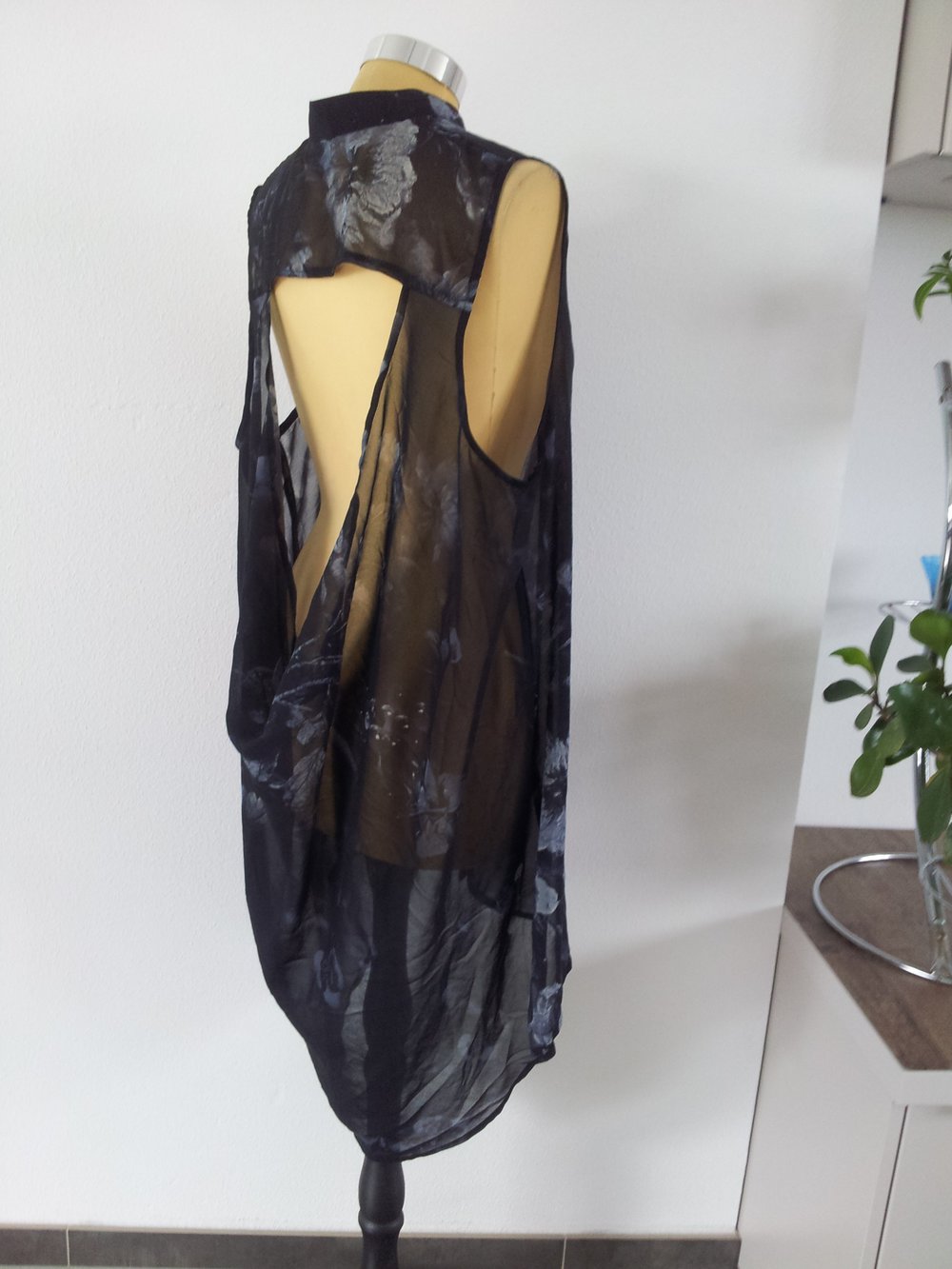 H&M Bluse rücken frei 