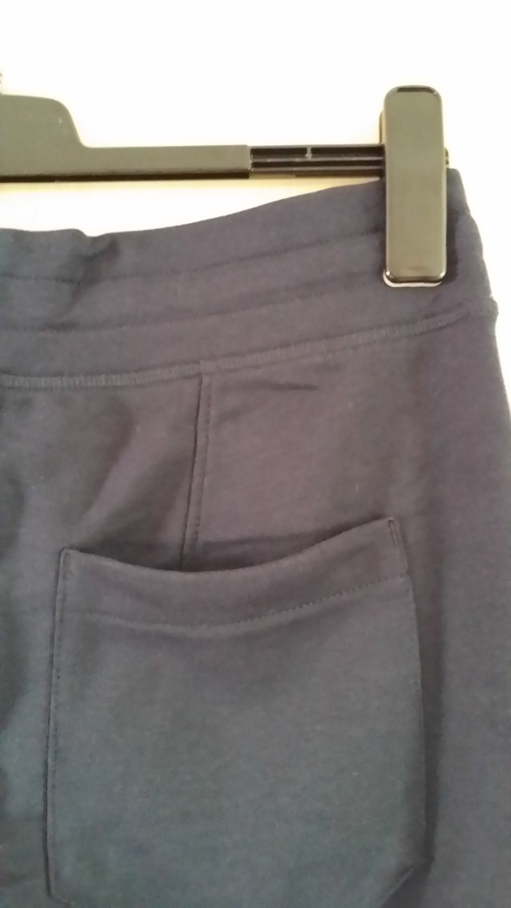 Sporthose knielang blau – neu – Größe L