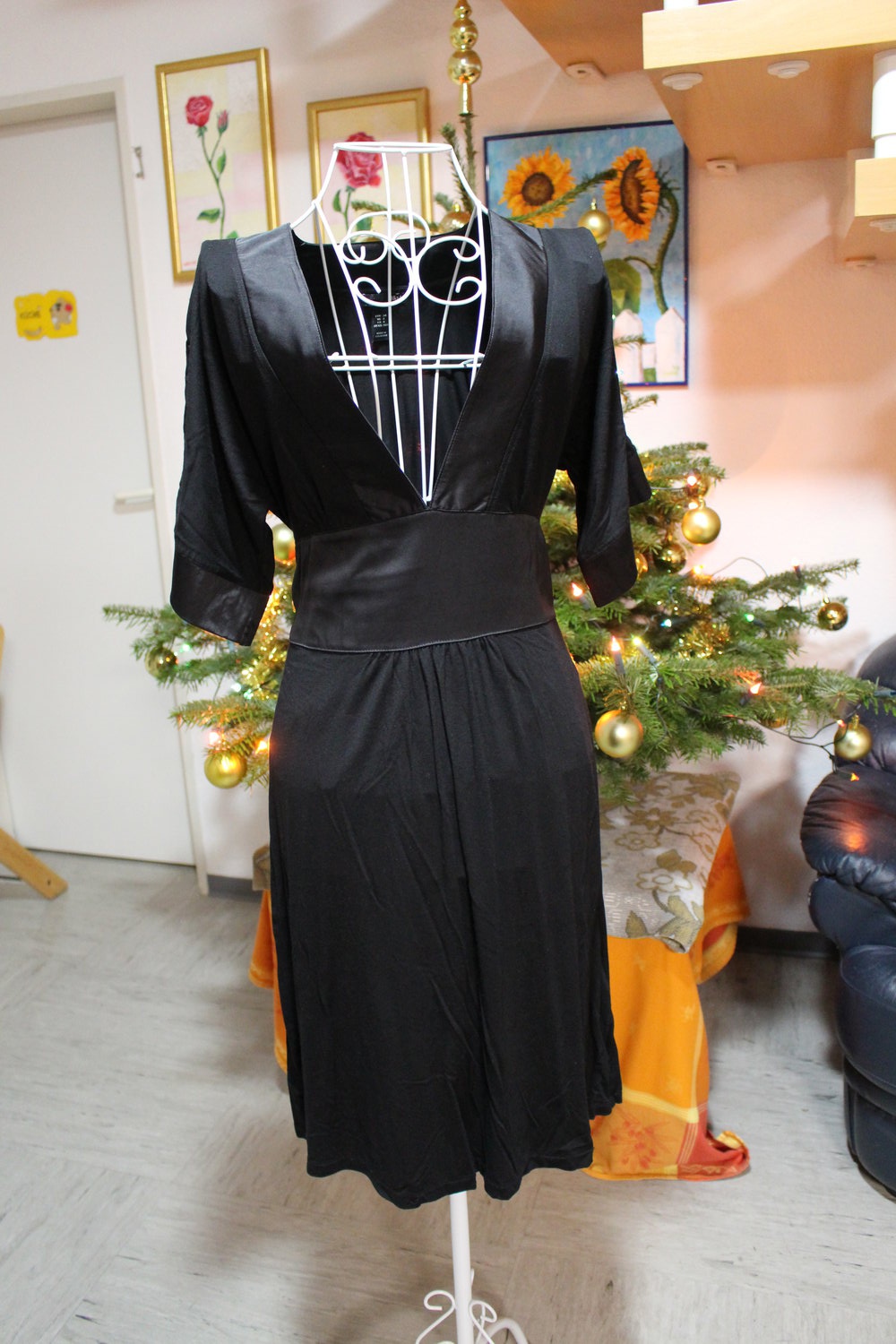 182. Kleid im Kimonoschnitt von H&M, Gr. 34