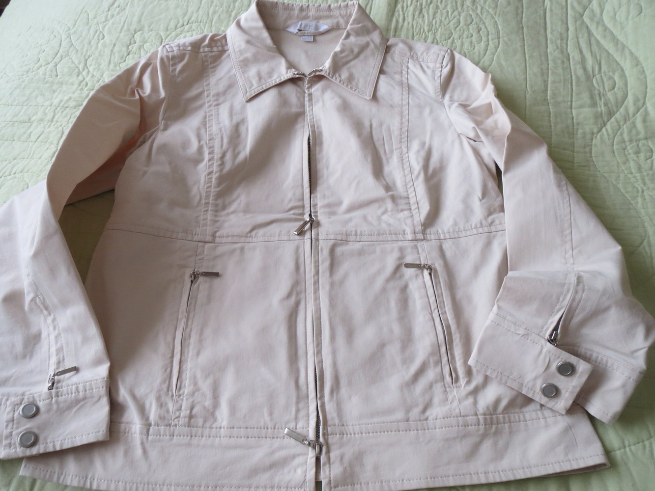 Jacke, Hose, Gr.40/42, sportlich, beige, NEUWERTIG