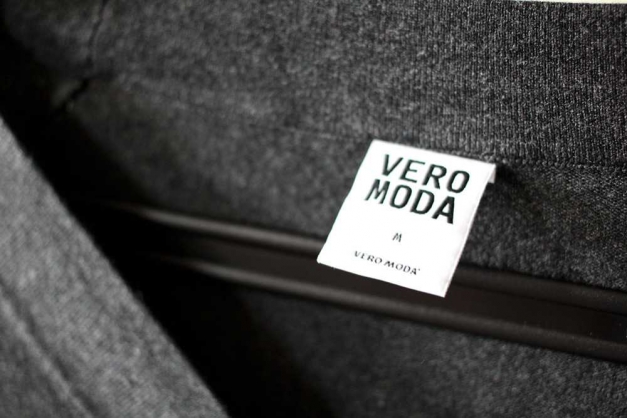 Bolero Jacke Jäckchen Vero Moda Gr. M grau