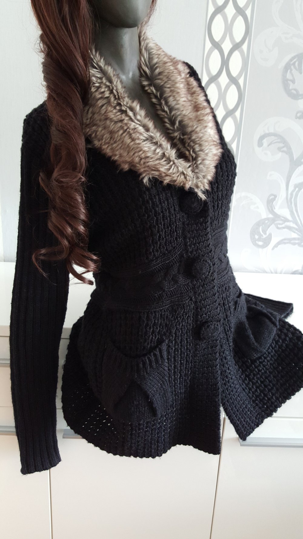 Toller warmer Strick Cardigan Schwarz Kunstfell Kunstpelz M / L 38 / 40