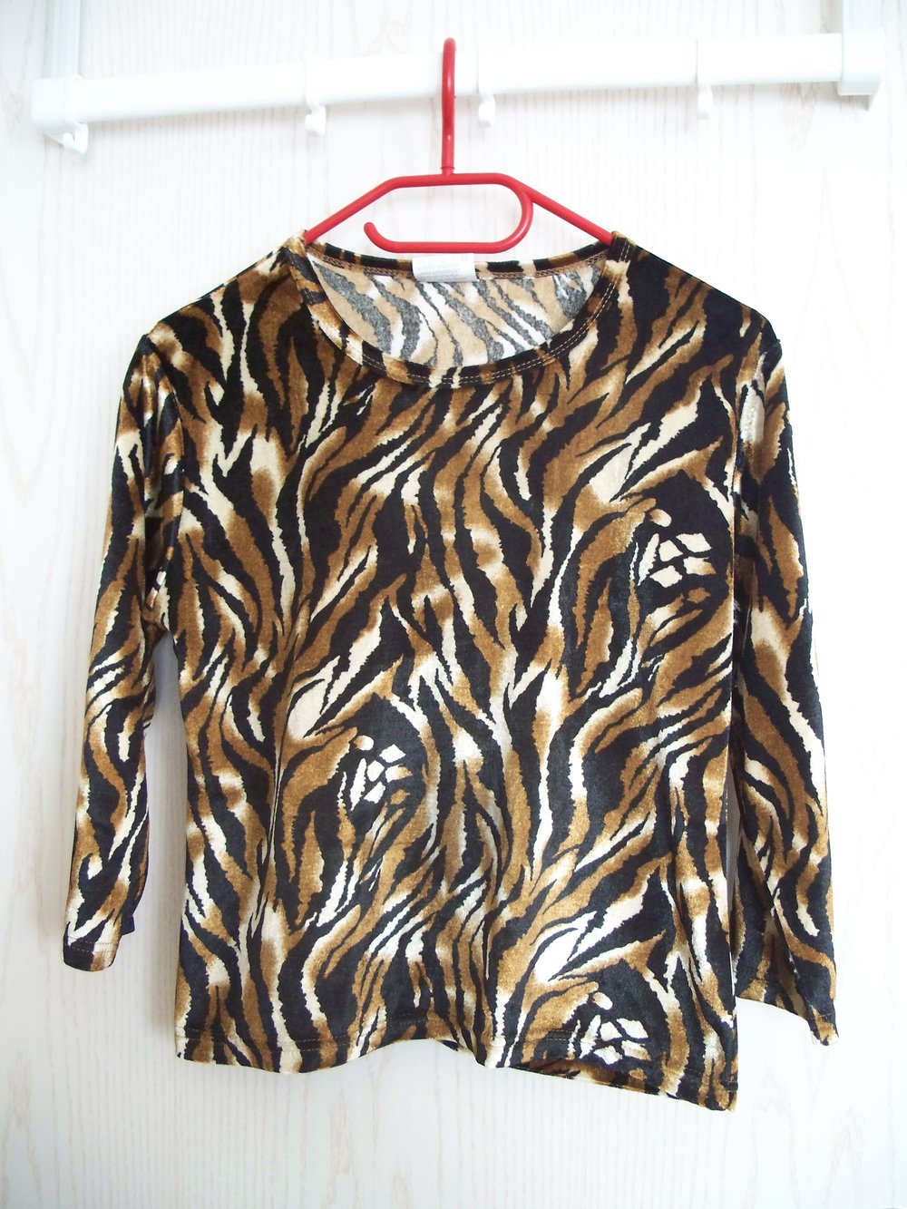 Samt-Shirt mit Tiger-Muster Leo NEU