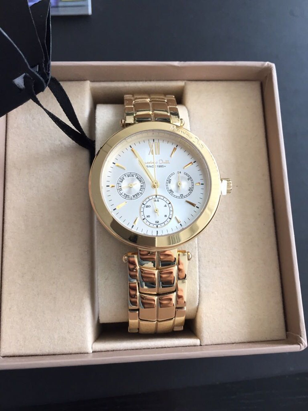 Massimo Dutti Uhr Neu