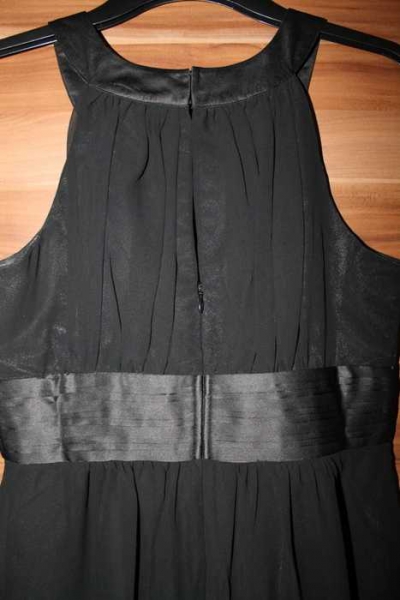 Kleid / Cocktailkleid / schwarz / s. Oliver