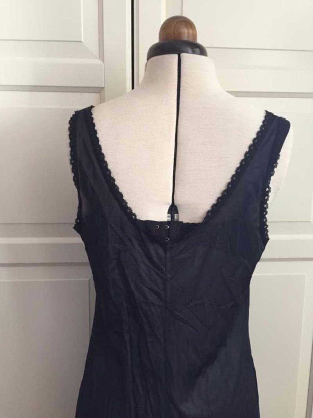 Unterkleid schwarz mit Spitze 70s