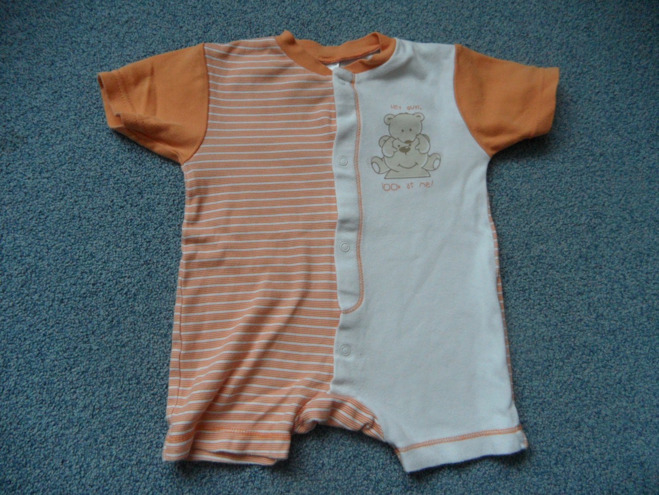 kurzer Schlafanzug Spieler Einteiler für den Sommer von C&A