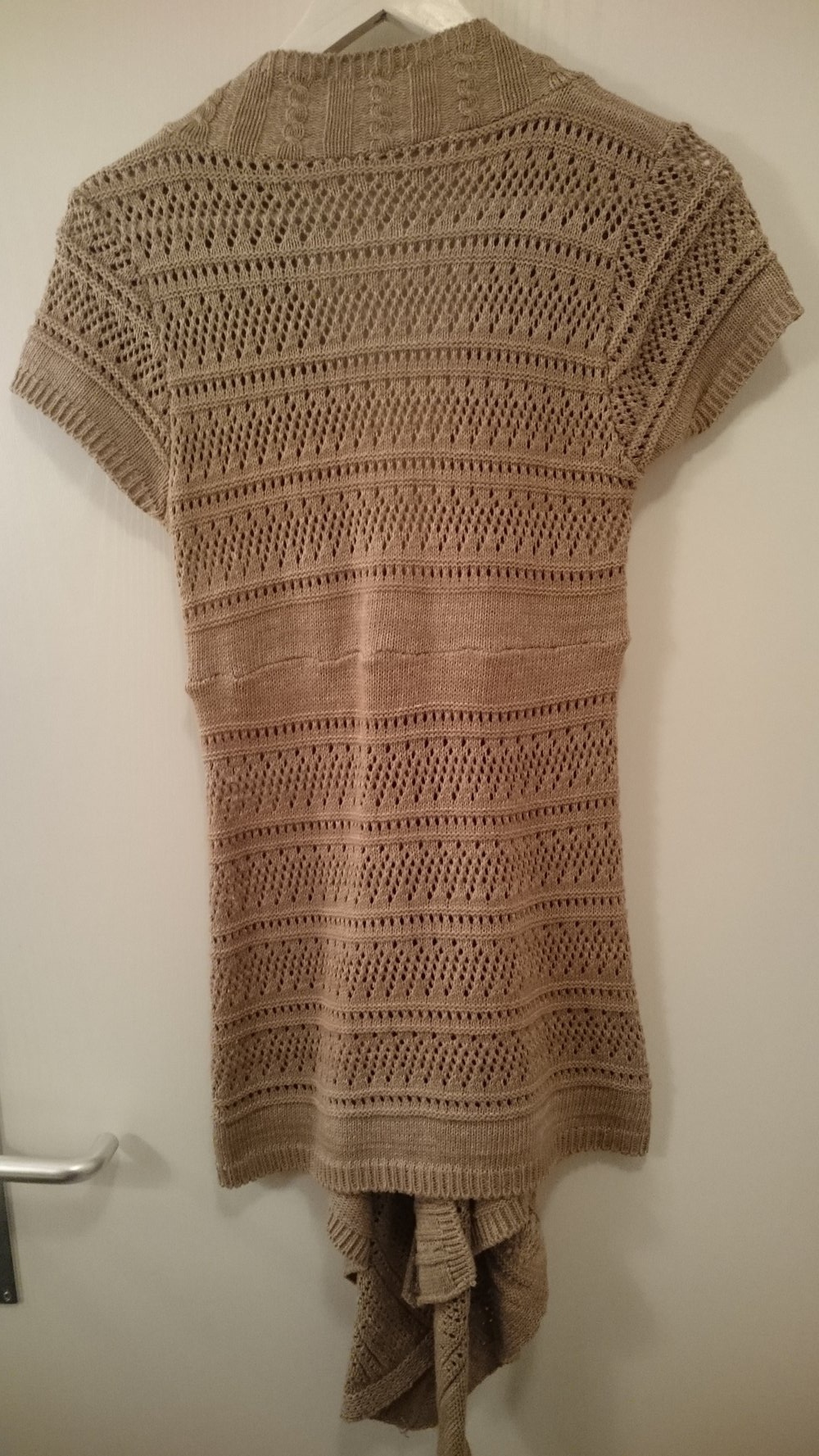 Kurzärmliges, braunes Jäckchen (nie getragen!)