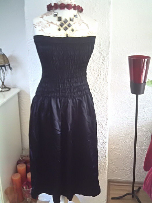 Satin Bandeaukleid edel neu 44