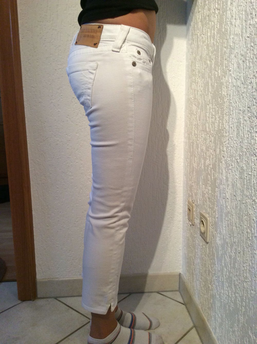 True Religion Größe 26 weiß 7/8 Länge Röhre top Zustand neuwertig 