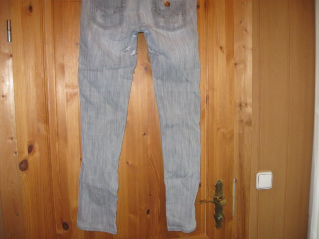 *** Löcher Jeans ***