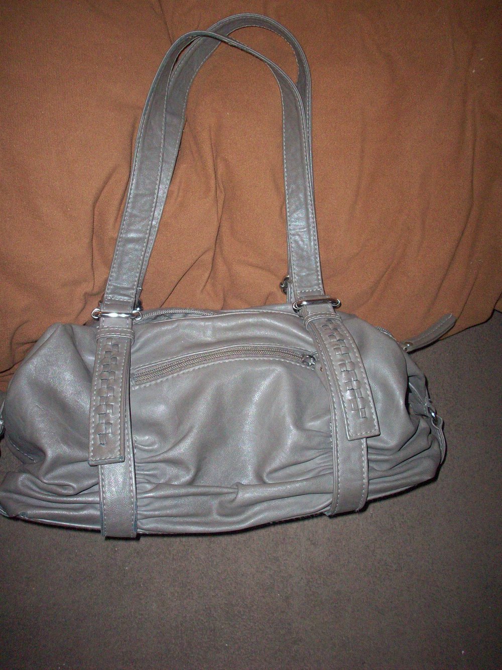 Tolle Kleine Damen Handtasche by S.Oliver  Farbe grau 