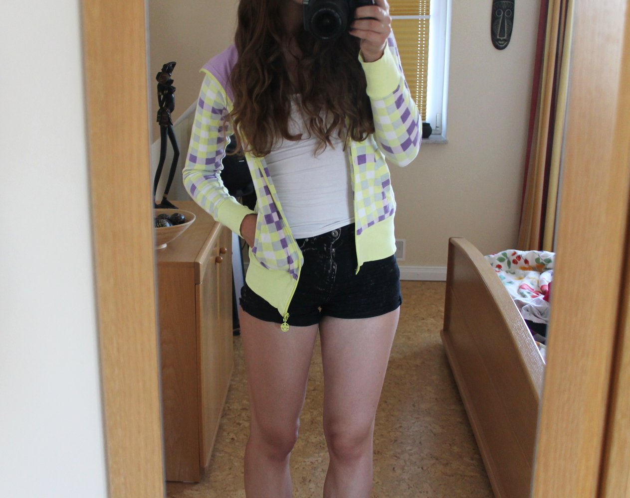 Bench Jacke lila gelb kariert