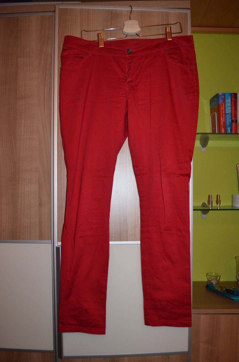 Dunkelrote Röhrenhose von Pimkie