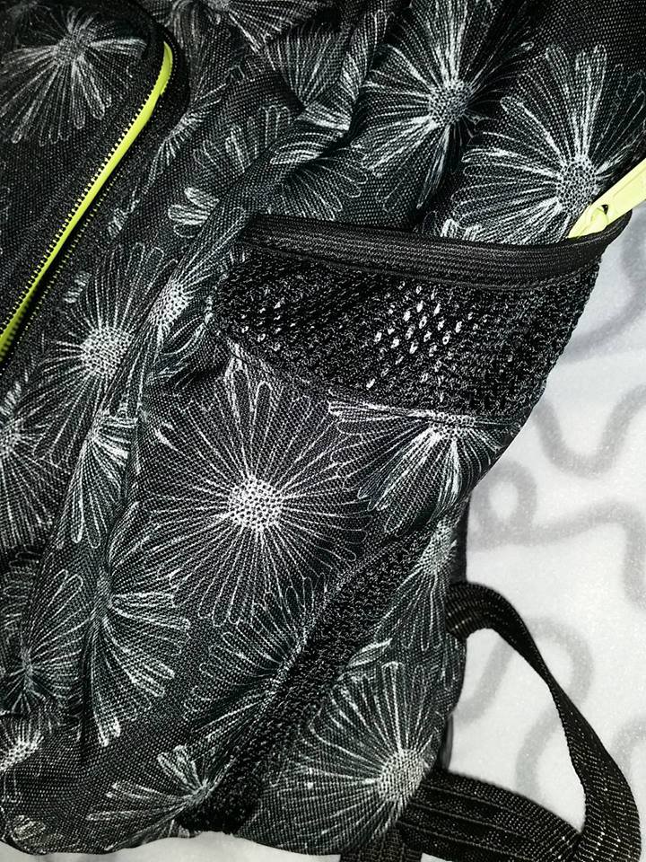 Dakine Jewel Rucksack | Flora | Blümchen | schwarz | weiß | grün | 26L