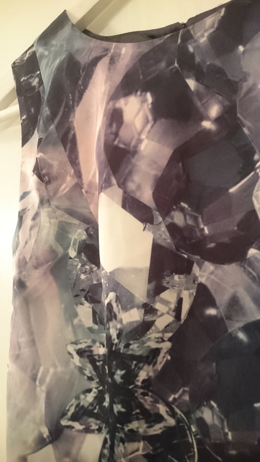 Kurzes Kleid mit sexy Rückenausschnitt (Nur 1x getragen!)