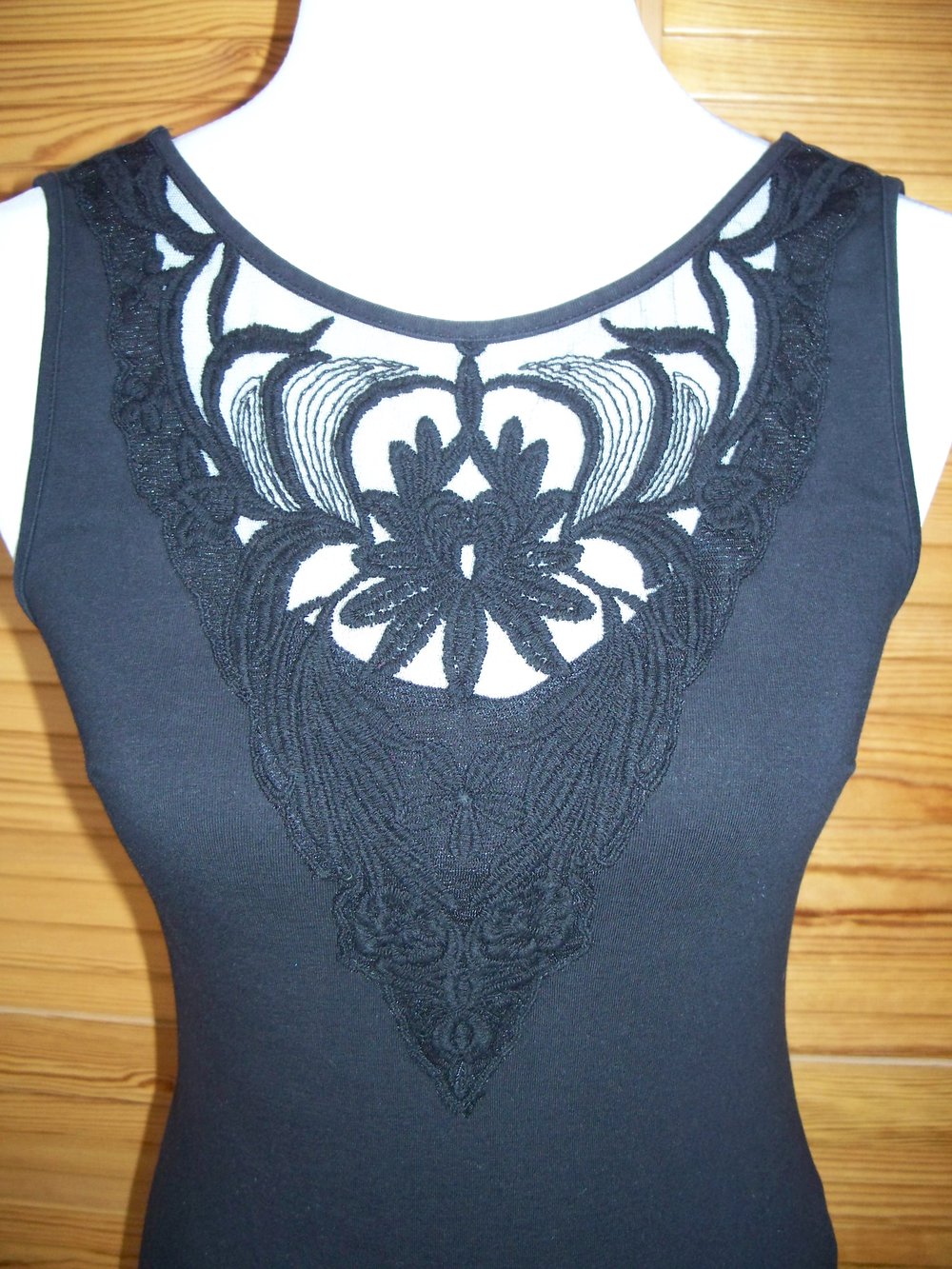 H&M// Schwarzes Kleid mit Spitze im Dekolleté Gr. S