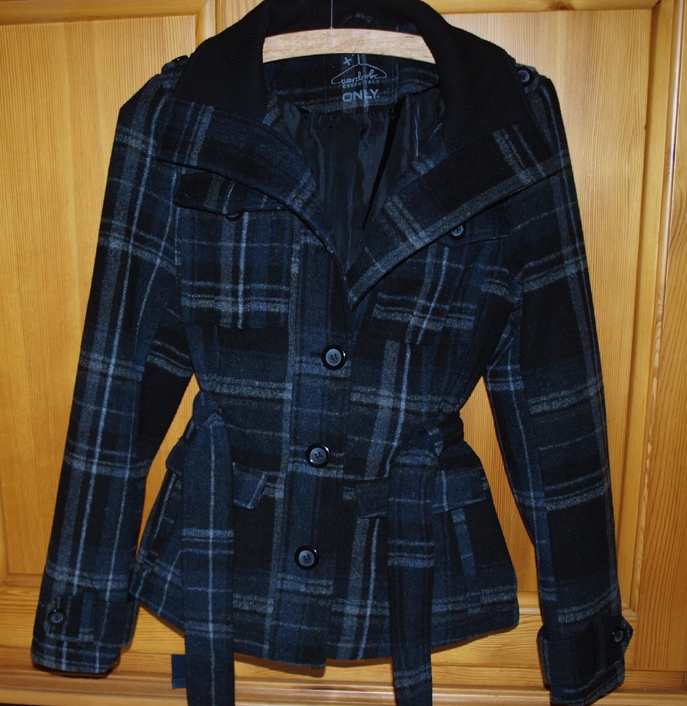 ONLY S Mantel kariert grau schwarz Gürtel Kurzmantel Wolle