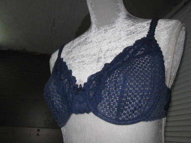 *** Hübscher Bügel BH ***