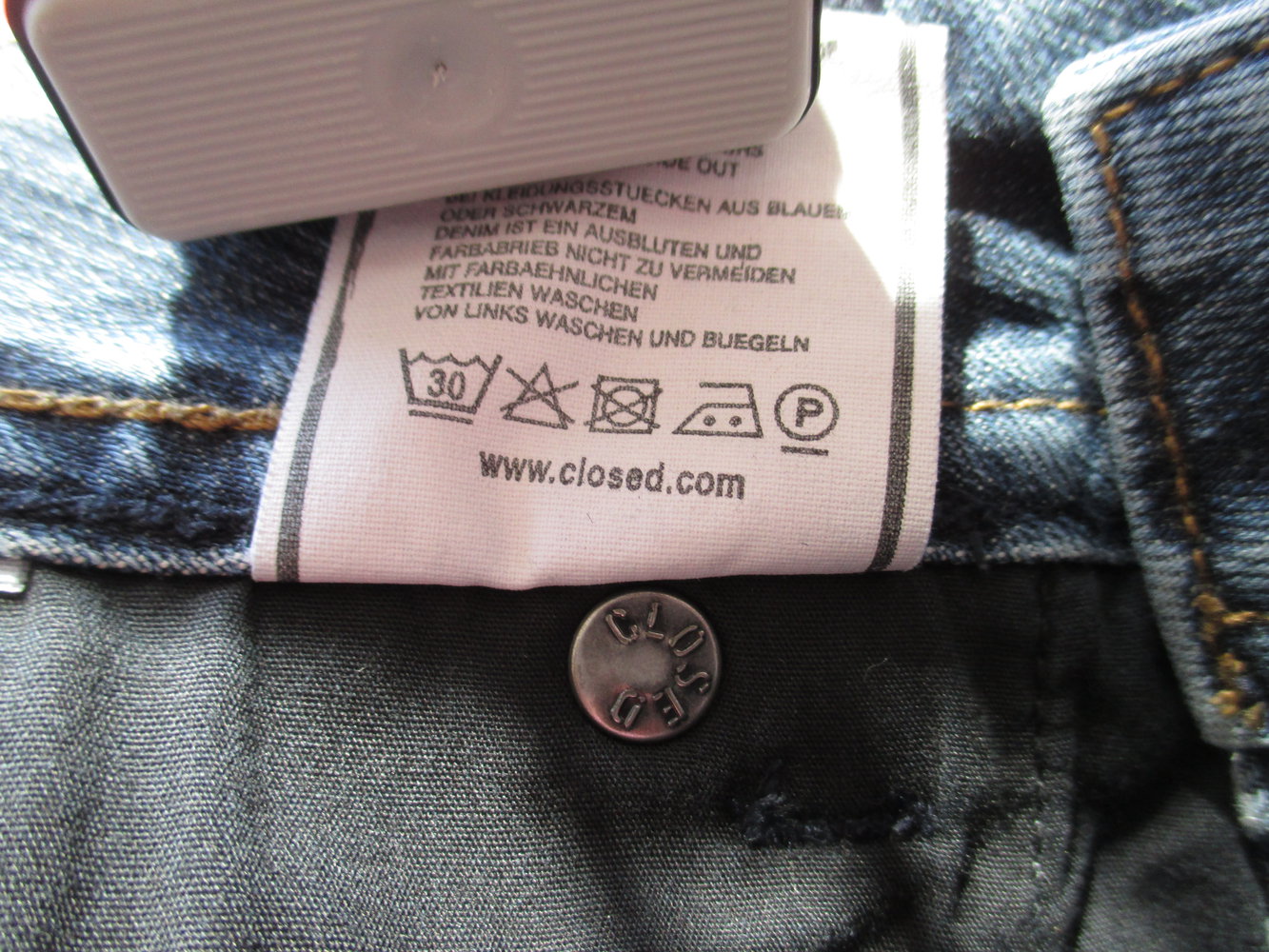 Closed; Jeansrock, W 27. Gr. 36, neu mit Etikett