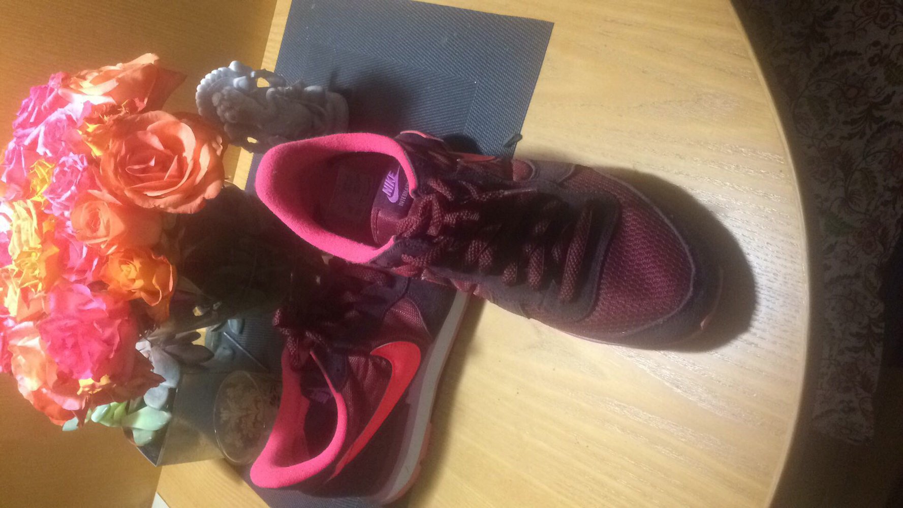 Nike Internationalist 42 