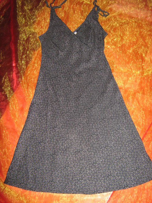 NEU* Sexy * Blüten * Petit * Mille fleur * Spaghetti- Träger * Mini- Kleid 