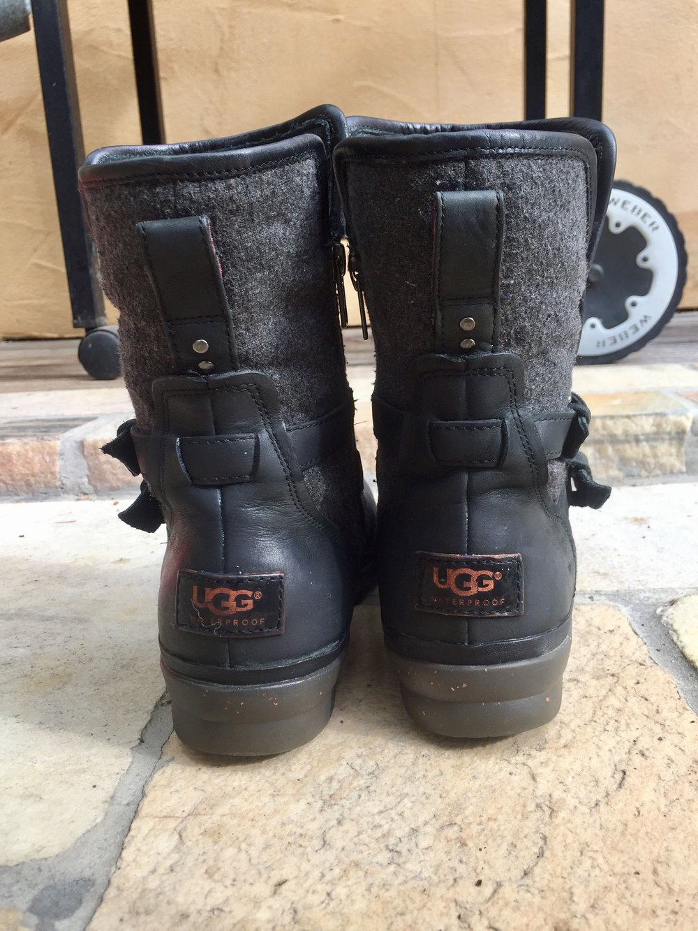 Wasserfeste UGG Boots schwarz Leder