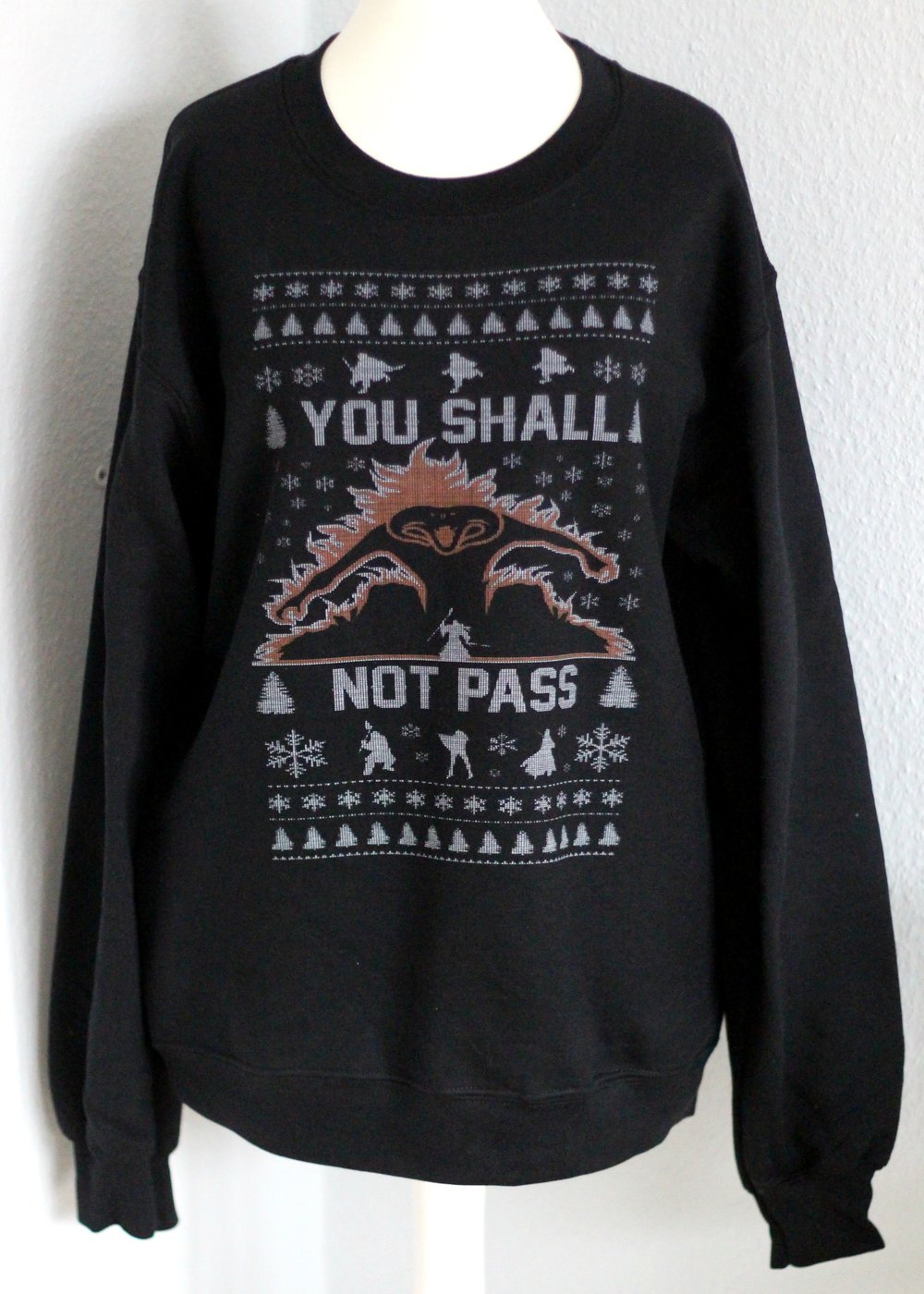 Gildan - NEU! "You Shall Not Pass" der Herr der Ringe Fan schwarz LOTR  Pullover Herren Gr. S Sweatshirt :: Kleiderkorb.de