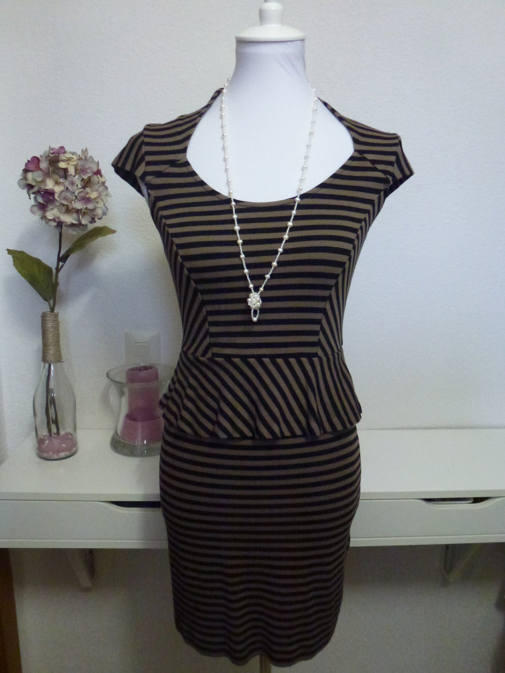 Bodyflirt schönes sexy Kleid in Gr. 34