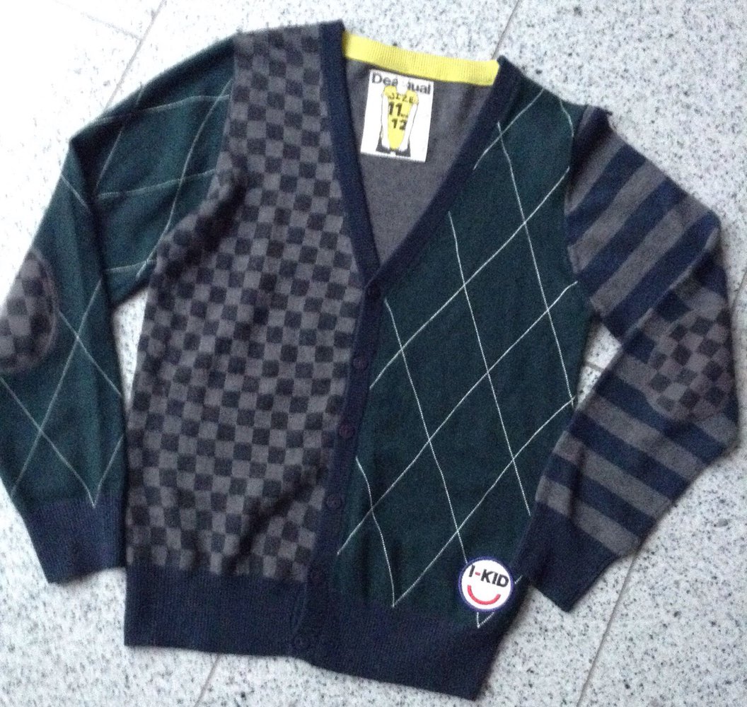 Cooler Desigual Cardigan Gr.152 wie neu 