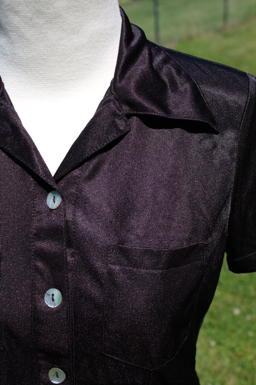 Kleid Minikleid vintage 90er Clockhouse C&A schwarz glänzend geknöpft Kurzarm Kragen